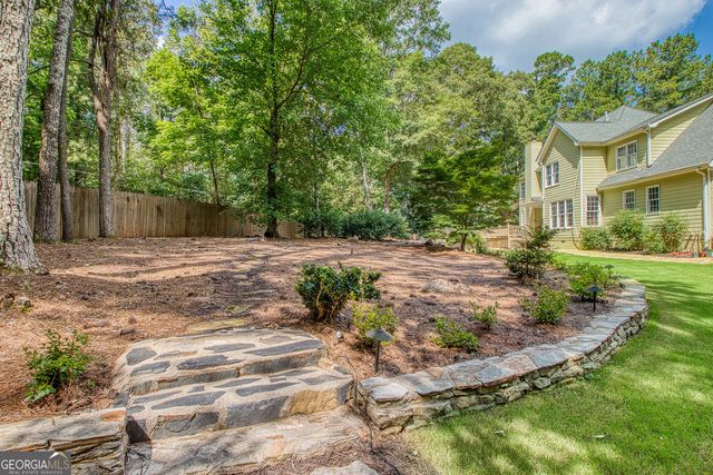 105 Arlington Tr, Fayetteville, GA 30215