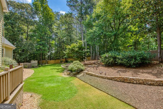 105 Arlington Tr, Fayetteville, GA 30215