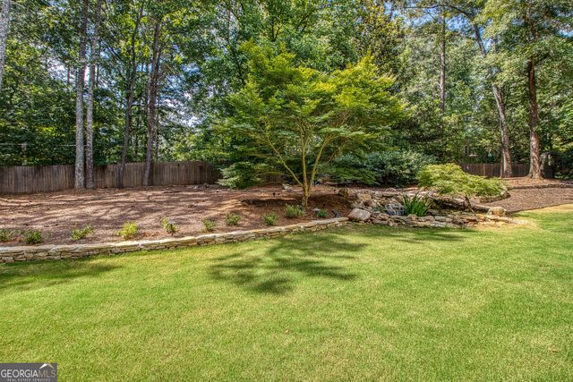 105 Arlington Tr, Fayetteville, GA 30215