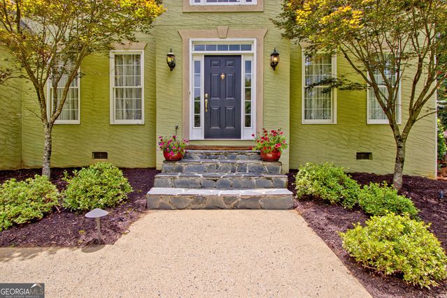 105 Arlington Tr, Fayetteville, GA 30215