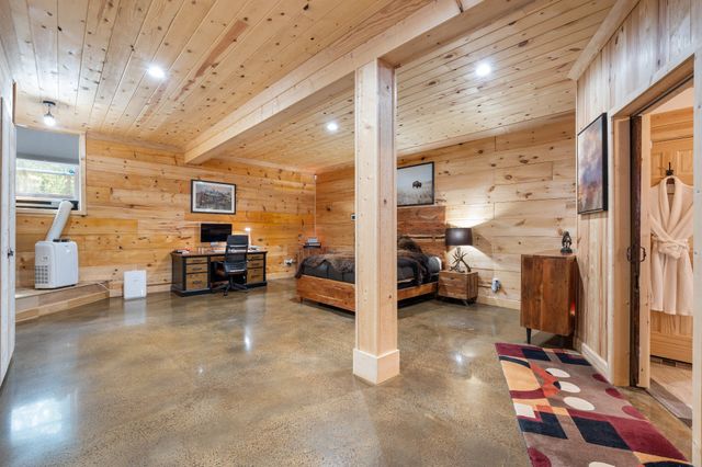 6095 Old Highway 13, Hurricane Mills, TN 37078