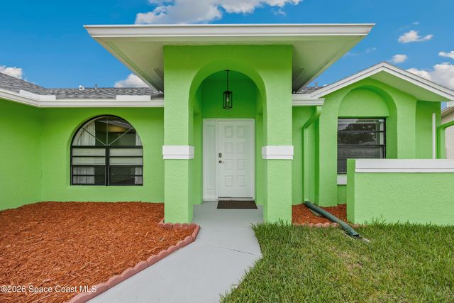 1737 Nanton Street NW, Palm Bay, FL 32907