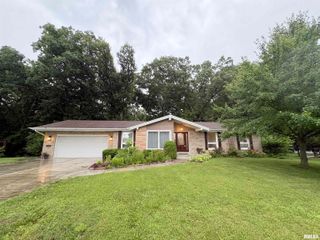 116 CAMPANILE Drive, East Peoria, IL 61611