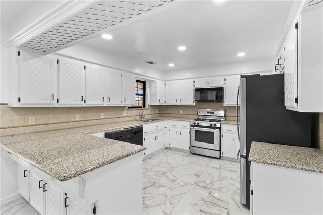 2633 SW 105th Street, Oklahoma City, OK 73170