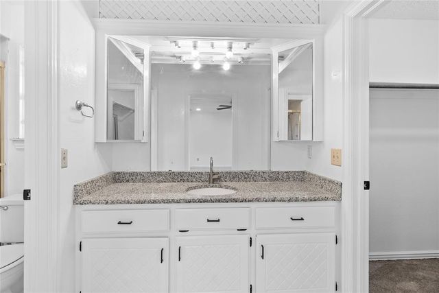 2633 SW 105th Street, Oklahoma City, OK 73170