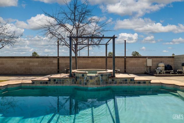 11515 Presidential Road, Bakersfield, CA 93312