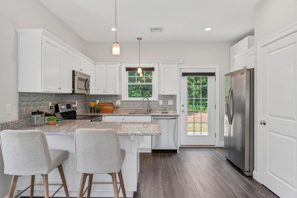 23 Adams Lane 4, Arundel, ME 04046 — photo 5