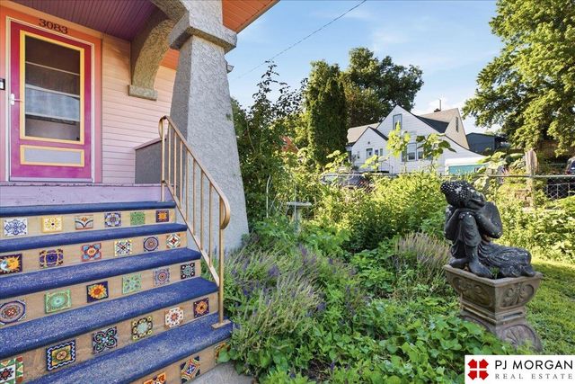 3083 S 32nd Street, Omaha, NE 68105