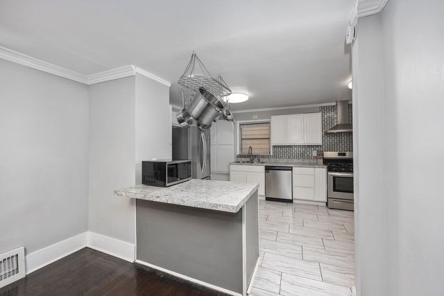 1048 Ada Avenue, Muskegon, MI 49442