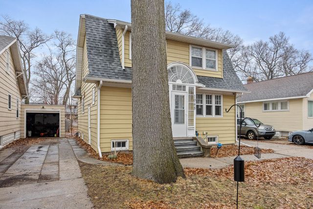 1048 Ada Avenue, Muskegon, MI 49442