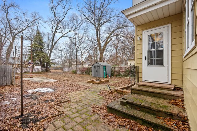 1048 Ada Avenue, Muskegon, MI 49442