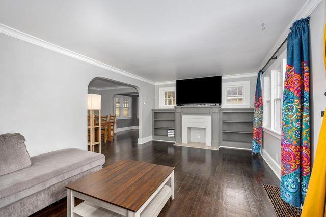 1048 Ada Avenue, Muskegon, MI 49442