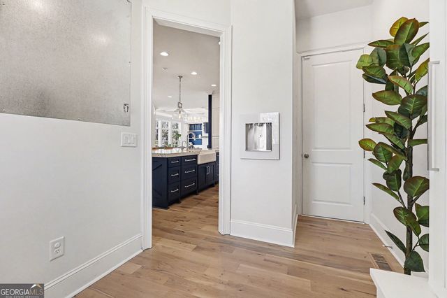 1895 Henley Way, Alpharetta, GA 30009