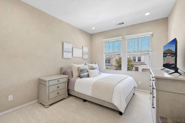 910 Camino Meandro, Chula Vista, CA 91913