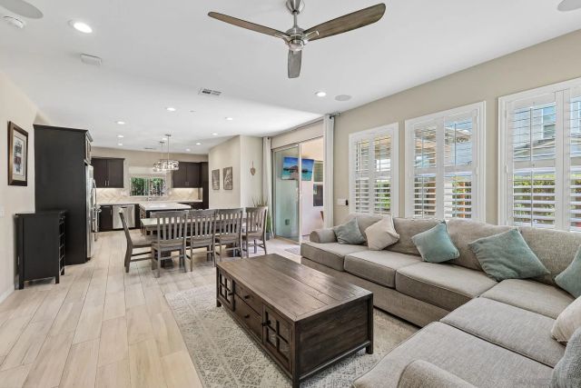 910 Camino Meandro, Chula Vista, CA 91913
