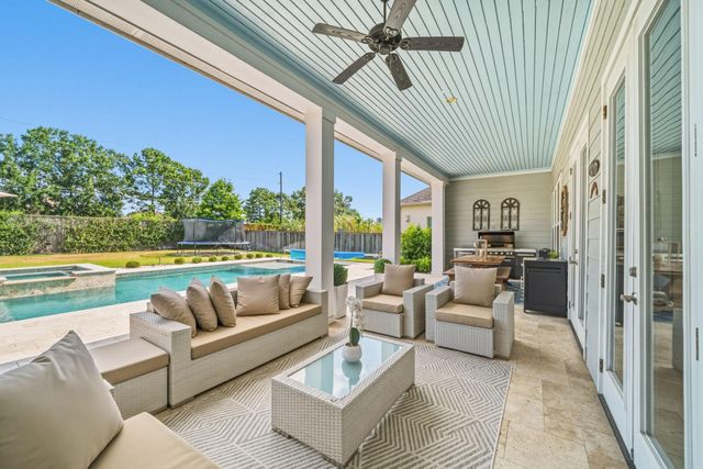 2303 Bottlebrush Lane, Conroe, TX 77384