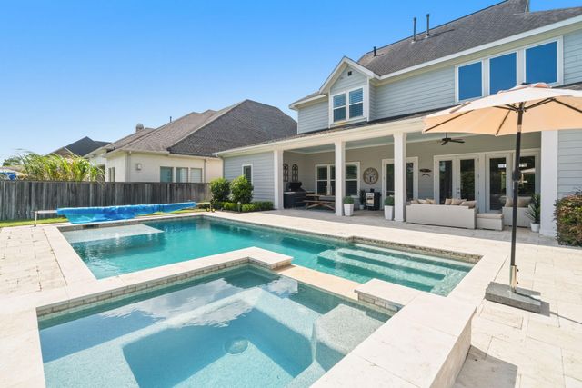 2303 Bottlebrush Lane, Conroe, TX 77384
