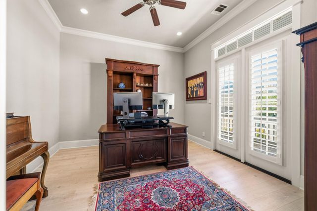 2303 Bottlebrush Lane, Conroe, TX 77384
