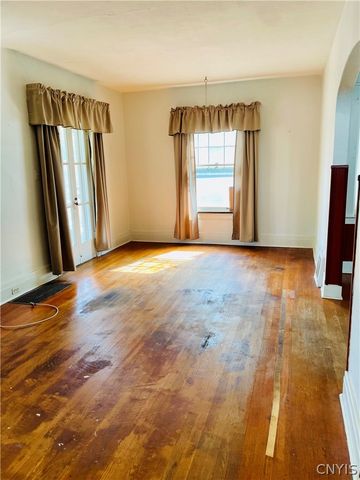 152 Hastings Place, Syracuse, NY 13206