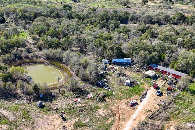 166 Norwood LN, Elgin, TX 78621