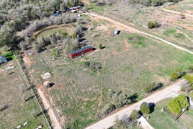 166 Norwood LN, Elgin, TX 78621