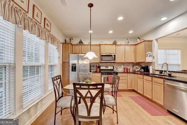 6599 Autumn Ridge Way, Hoschton, GA 30548