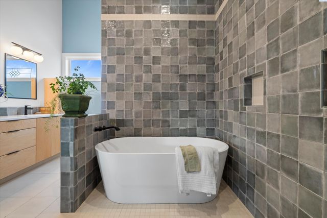 7004 Ricky Road, Pasco, WA 93301