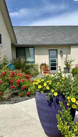 7004 Ricky Road, Pasco, WA 93301