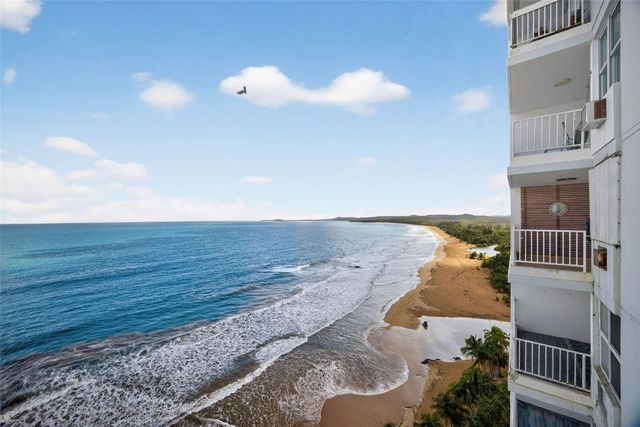 49-99 CLL ROSENDO M CINTRON 13C, Luquillo, PR 00773