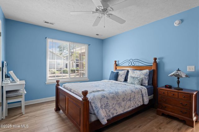 118 NE 31st Street, Oak Island, NC 28465