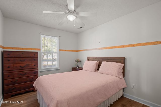 118 NE 31st Street, Oak Island, NC 28465