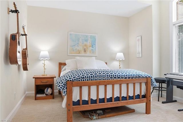 2068 Vaughan RD, Virginia Beach, VA 23457