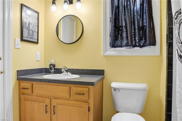 2068 Vaughan RD, Virginia Beach, VA 23457