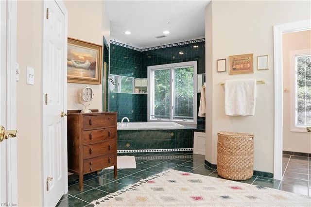 2068 Vaughan RD, Virginia Beach, VA 23457