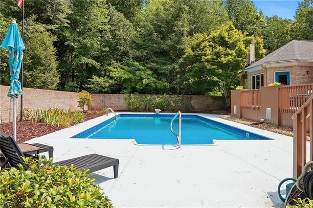 2068 Vaughan RD, Virginia Beach, VA 23457