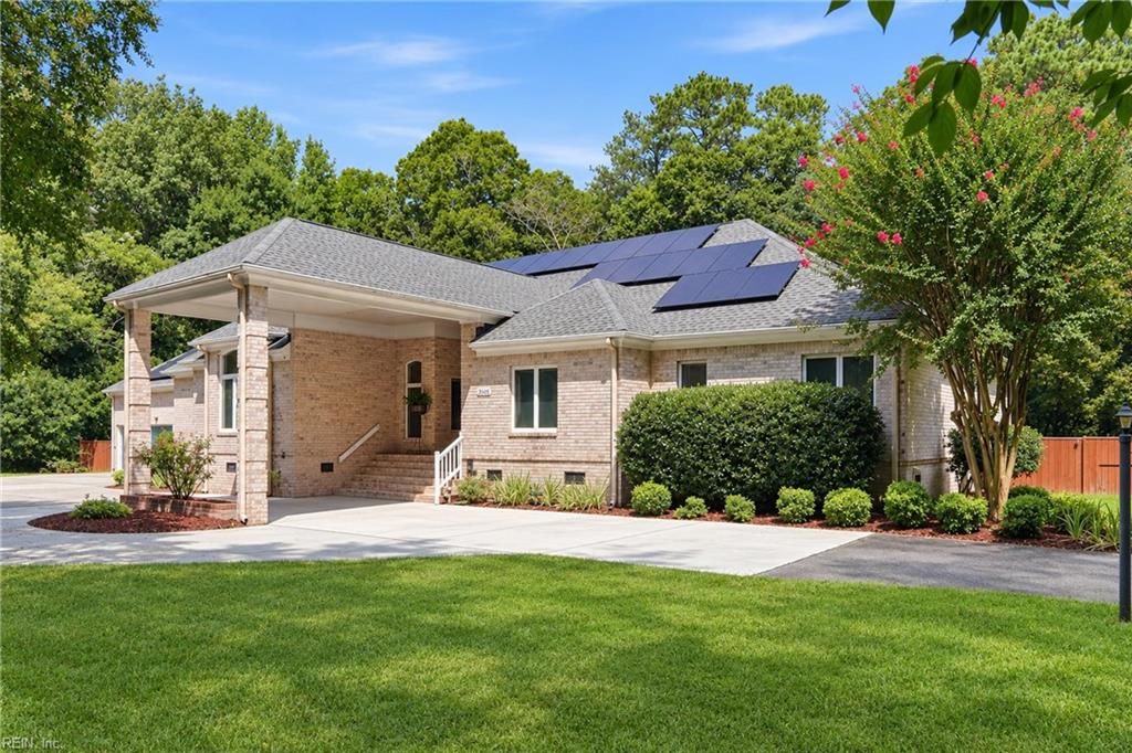 2068 Vaughan RD, Virginia Beach, VA 23457