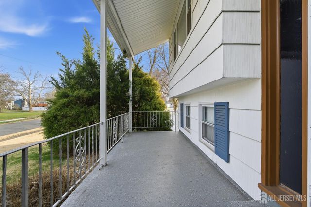111 Balch Avenue, Piscataway, NJ 08854