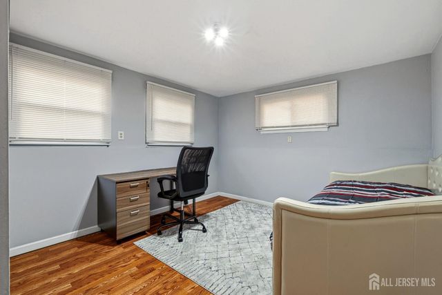 111 Balch Avenue, Piscataway, NJ 08854