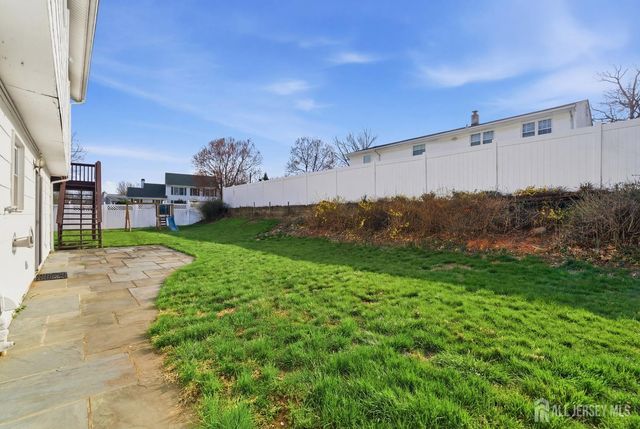 111 Balch Avenue, Piscataway, NJ 08854