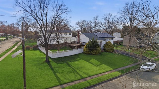 111 Balch Avenue, Piscataway, NJ 08854