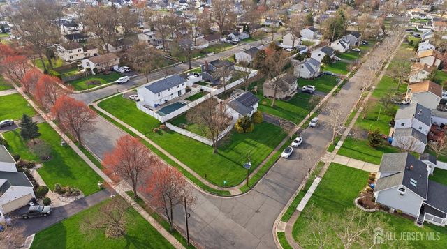 111 Balch Avenue, Piscataway, NJ 08854