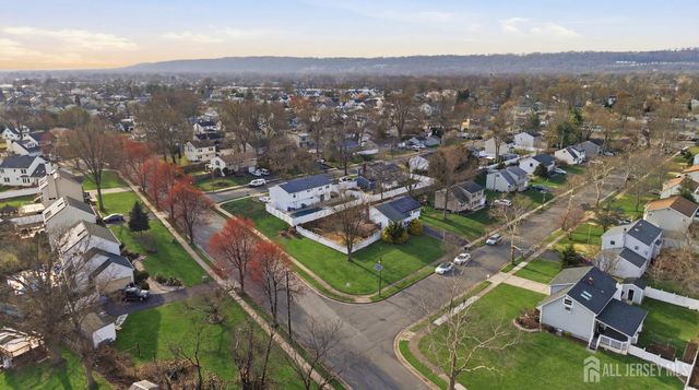 111 Balch Avenue, Piscataway, NJ 08854