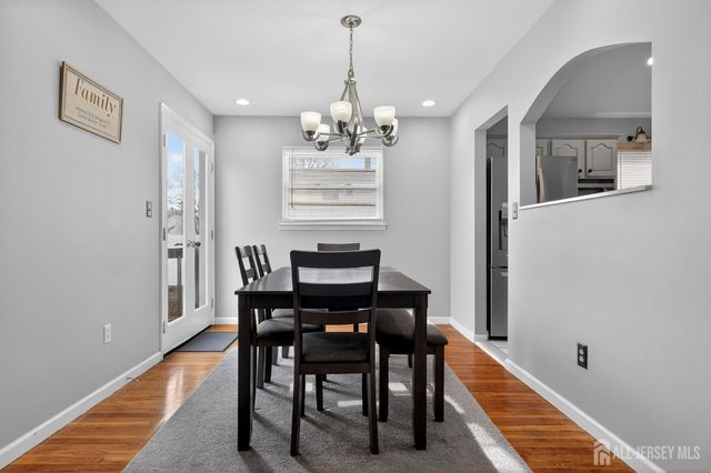 111 Balch Avenue, Piscataway, NJ 08854