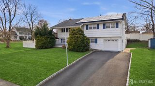 111 Balch Avenue, Piscataway, NJ 08854