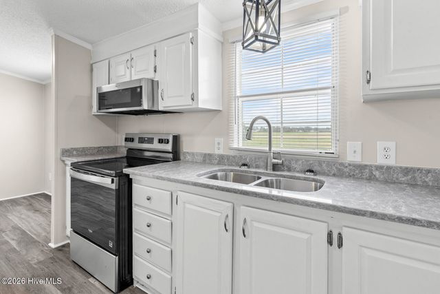 6748 Stantonsburg Road, Farmville, NC 27828