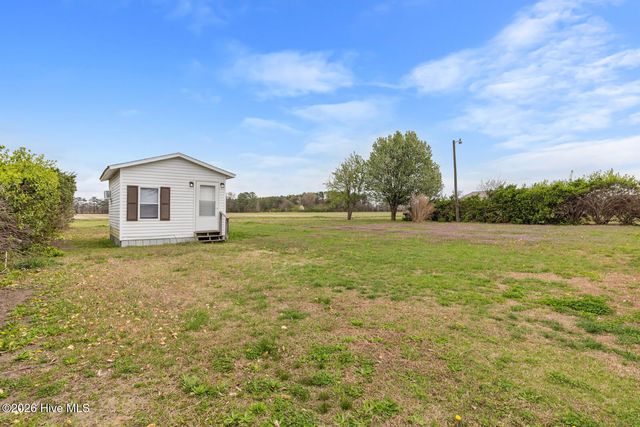 6748 Stantonsburg Road, Farmville, NC 27828