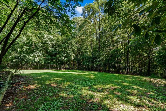 48 Sherlock Drive, Bella Vista, AR 72715