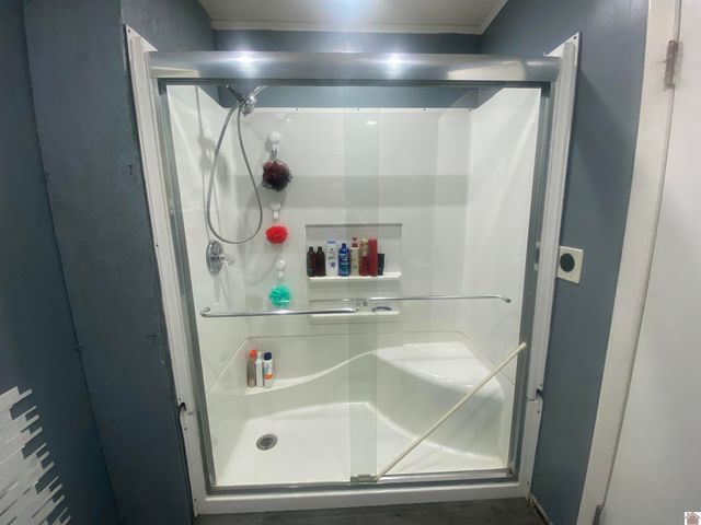 215 E Lions, Salem, KY 42078