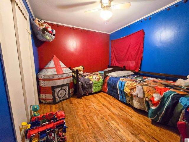 215 E Lions, Salem, KY 42078