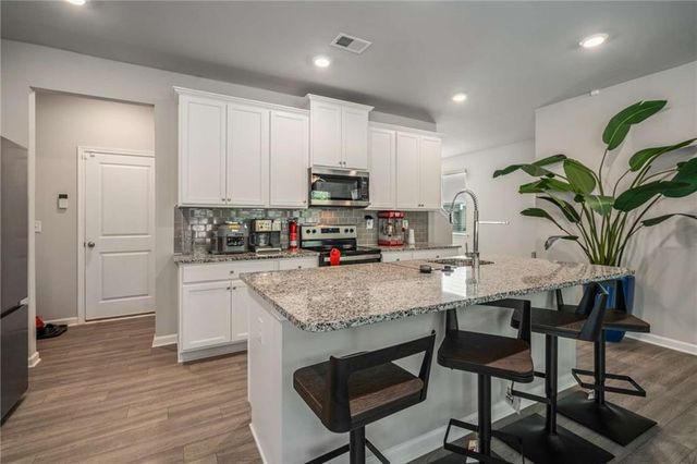 458 Burgundy Terrace, Atlanta, GA 30354